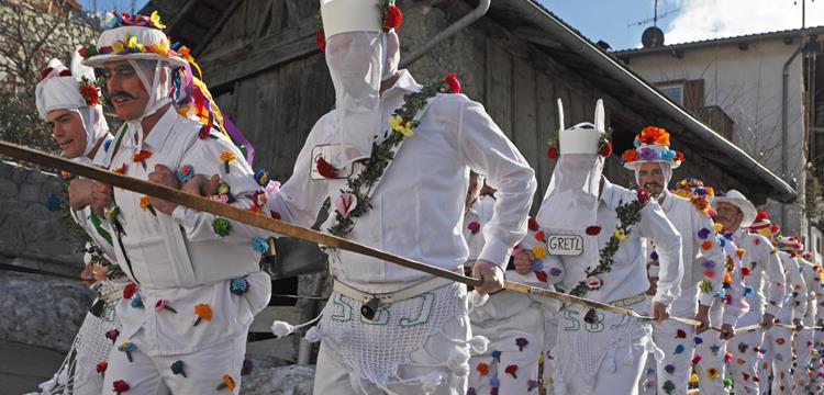 Traditional Zussl Race