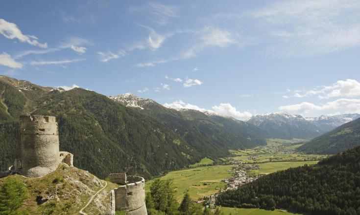 sehenswürdigkeiten-schloss-rotund-Vinschgau-fb