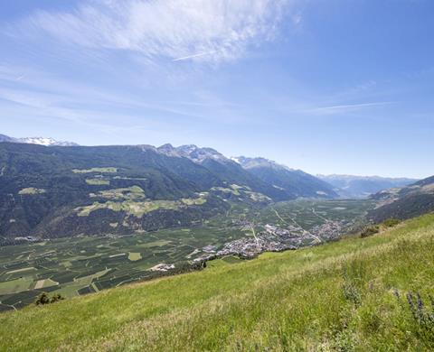landschaft-sonnenberg-schlanders-nationalpark-vinschgau-fb