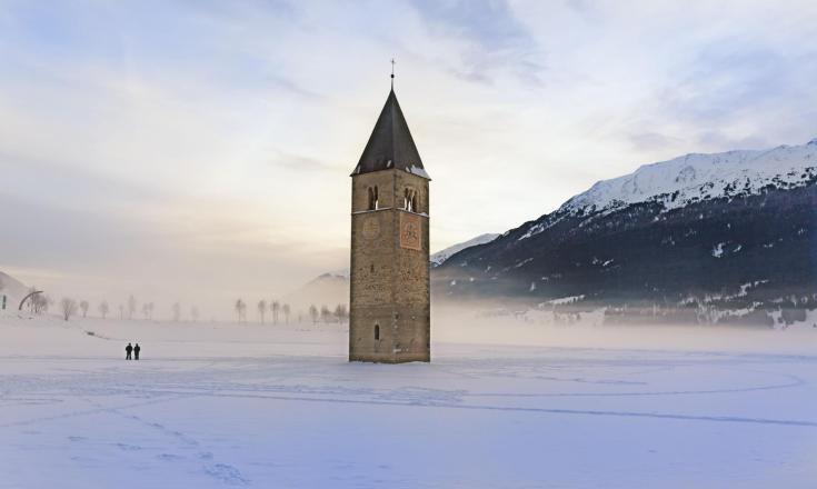 reschensee-turm-schnee-vinschgau-fb