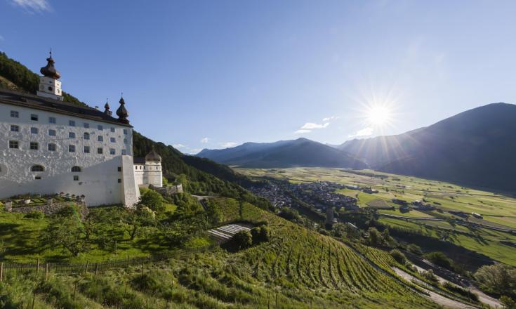 sehenswürdigkeiten-kloster-marienberg-vinschgau-fb[2]