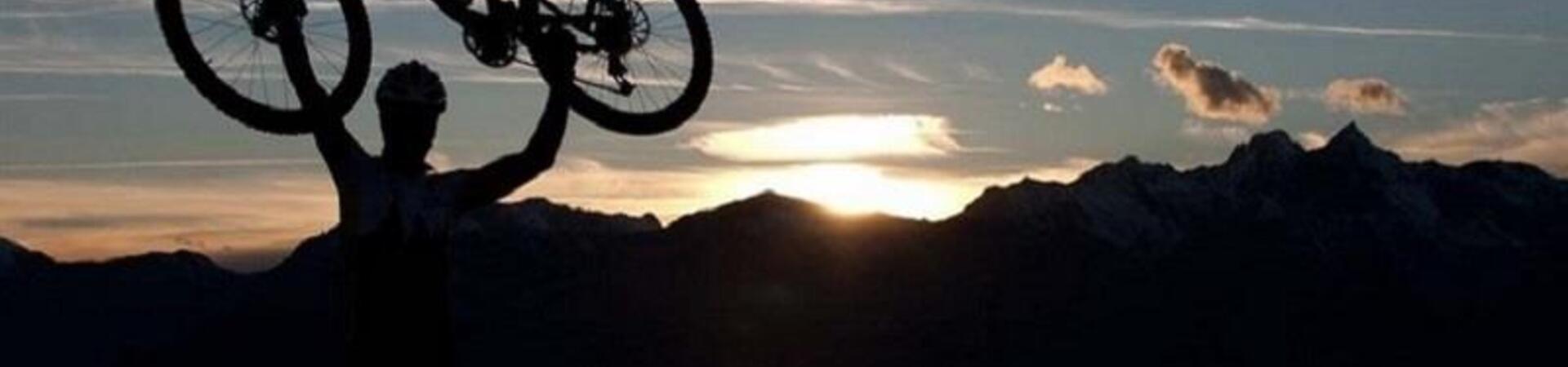 mountainbike-abenddaemmerung