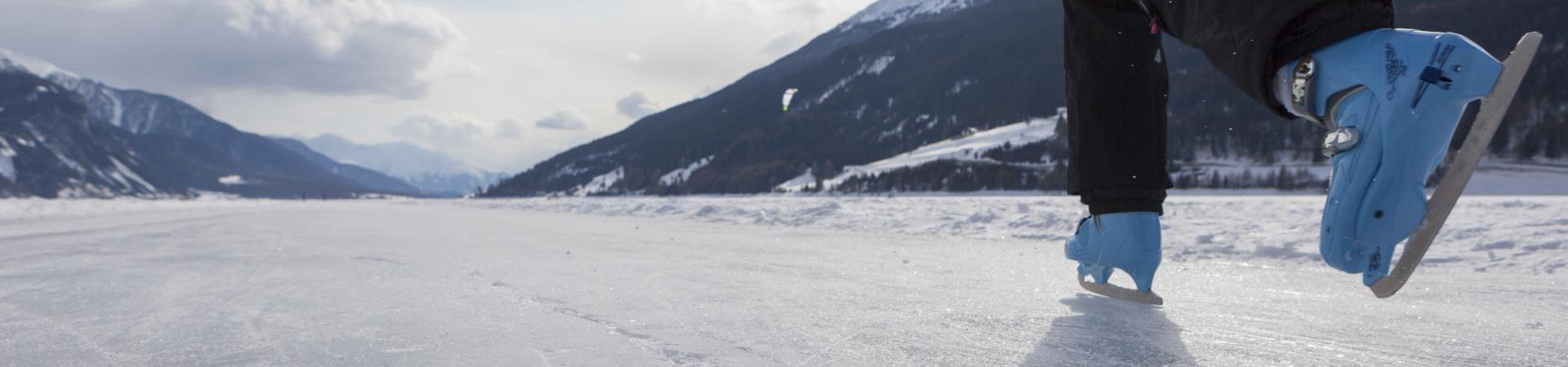 eislaufen-reschensee-vinschgau-fb