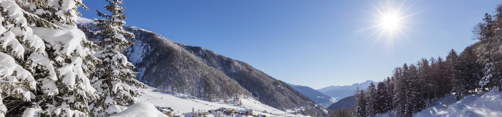 winter-wandern-landschaft-fb