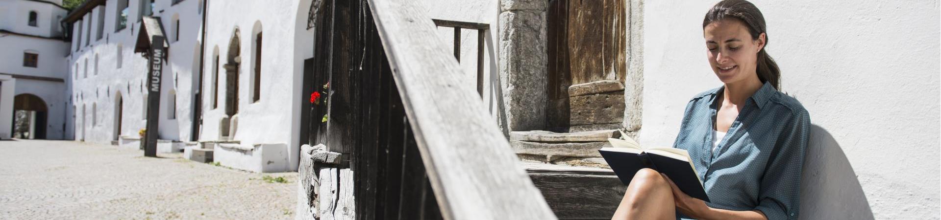 sehenswürdigkeiten-kloster-marienberg-relaxen-vinschgau-af