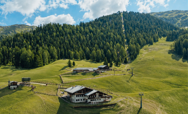 26-eroeffnungsfeier-berggasthof