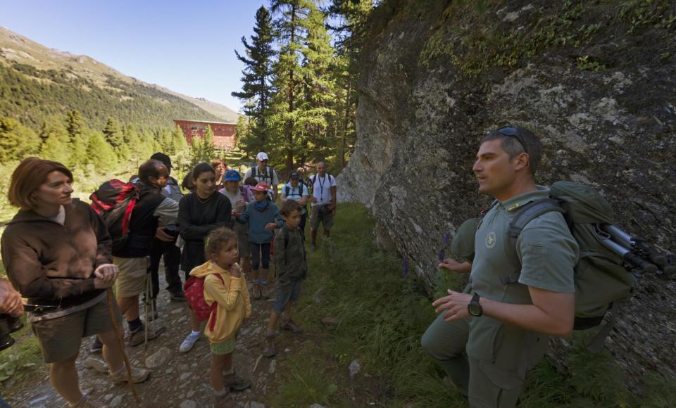 wandern-unterwegs-mit-dem-förster-im-nationalpark-vinschgau-fb