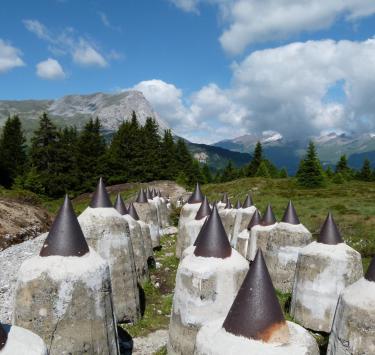 sehenswürdigkeiten-panzersperre-plamort-reschenpass-ls