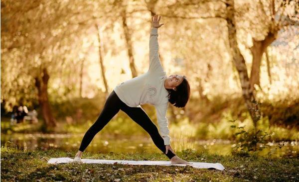 yoga-klein[2]