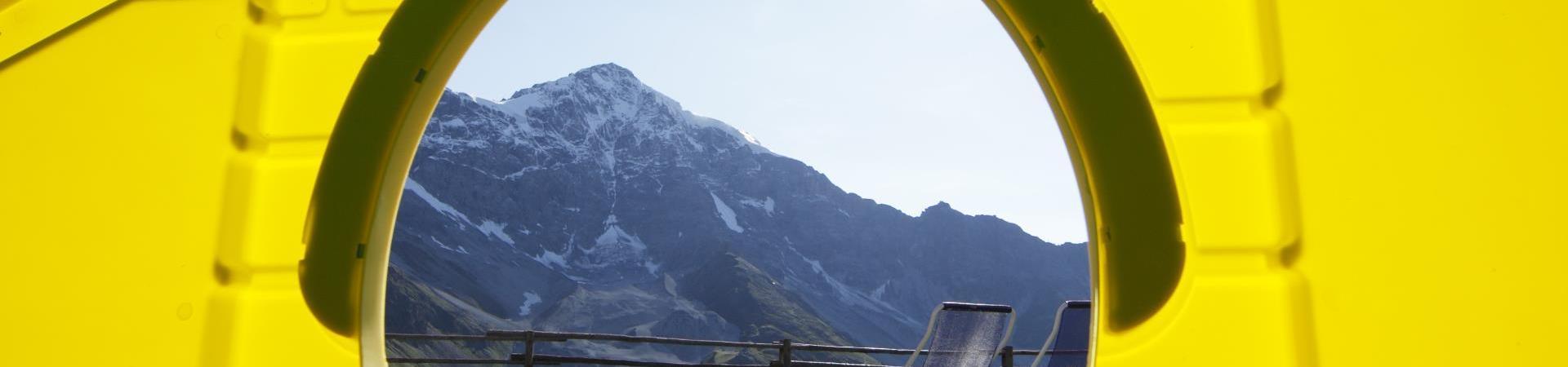 familie-kinderhaus-mit-blick-auf-ortler-vinschgau-fb
