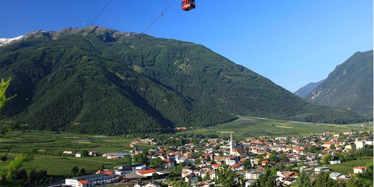 S. Martino-Silandro high mountain trail