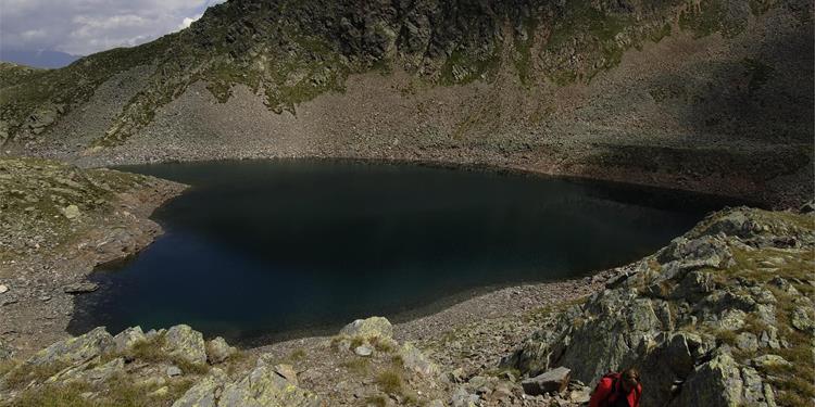 Plomboden lakes circular hike