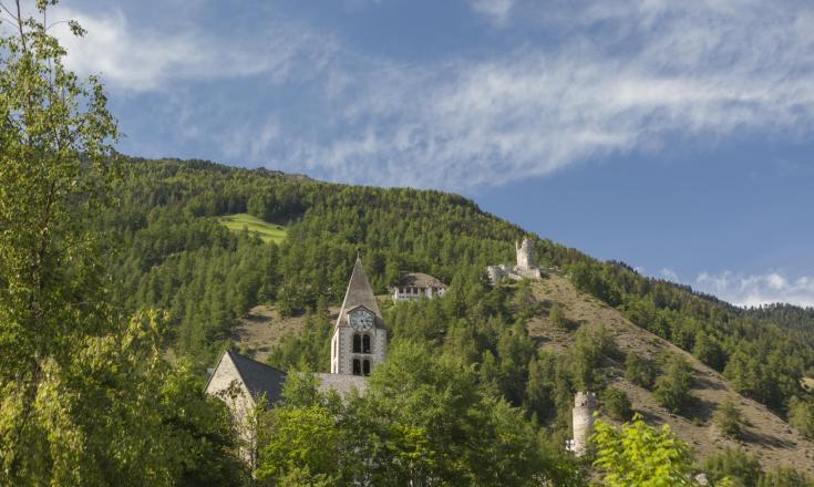 landschaft-taufers-kirche-vinschgau-fb