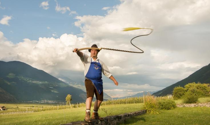 brauchtum-goaslschnölln-sommer-vinschgau-fb