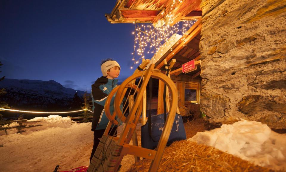 brauchtum-adventmarkt-enzianalm-vinschgau-fb